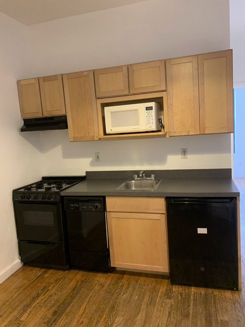 2 Bedrooms, Alphabet City Rental in NYC for $2,757 - Photo 1