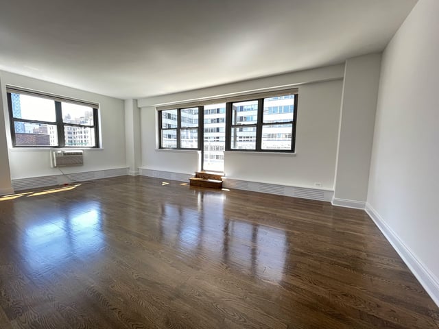 1 Bedroom, Theater District Rental in NYC for $5,150 - Photo 1