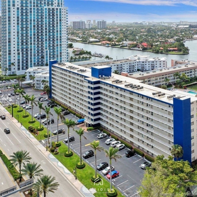 1 Bedroom, Hallandale Beach Rental in Miami, FL for $2,200 - Photo 1