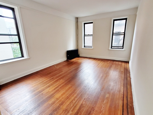 1 Bedroom, Astoria Rental in NYC for $2,000 - Photo 1
