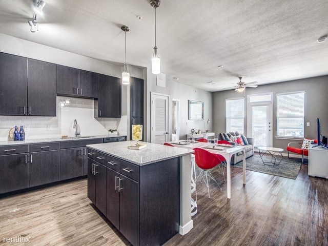 3 Bedrooms, Terrell Heights Rental in San Antonio, TX for $1,961 - Photo 1