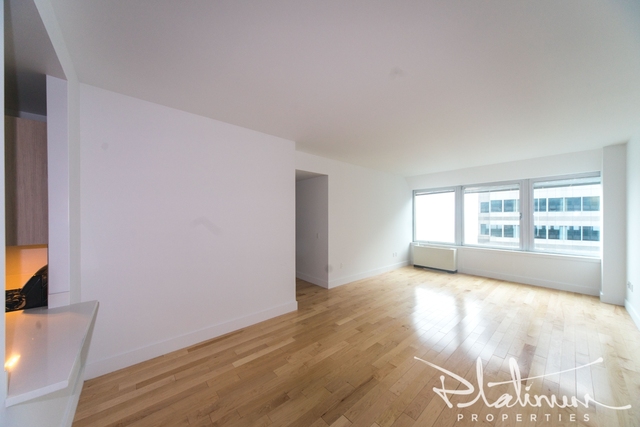 Studio, Financial District Rental in NYC for $5,600 - Photo 1