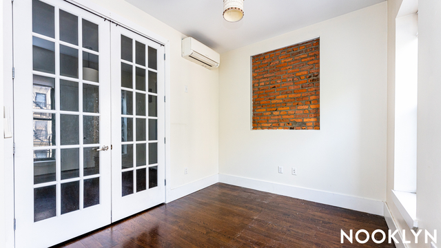 4 Bedrooms, Crown Heights Rental in NYC for $3,500 - Photo 1