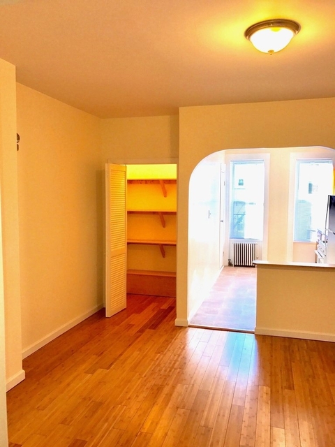 2 Bedrooms, Ridgewood Rental in NYC for $2,200 - Photo 1
