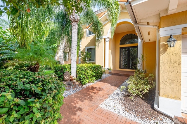 5 Bedrooms, Cutler Bay Rental in Miami, FL for $6,000 - Photo 1