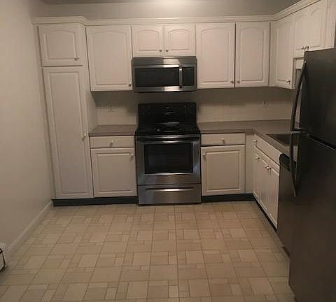 2 Bedrooms, Thompsonville Rental in Boston, MA for $2,500 - Photo 1