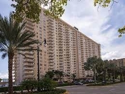 3 Bedrooms, Winston Towers Rental in Miami, FL for $3,600 - Photo 1