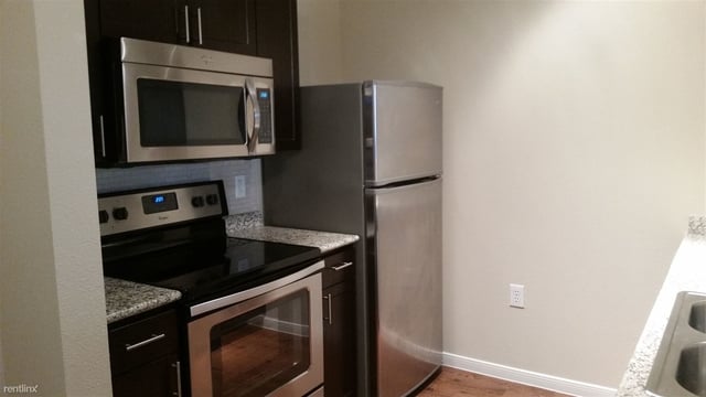 1 Bedroom, Midtown Rental in Houston for $1,225 - Photo 1