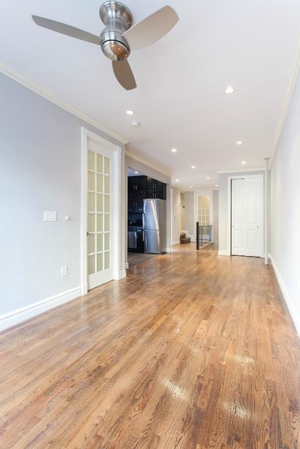 3 Bedrooms, Hell's Kitchen Rental in NYC for $5,575 - Photo 1