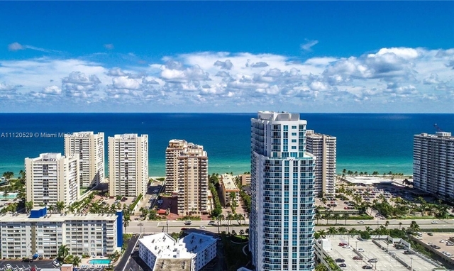 2 Bedrooms, Hallandale Beach Rental in Miami, FL for $2,950 - Photo 1