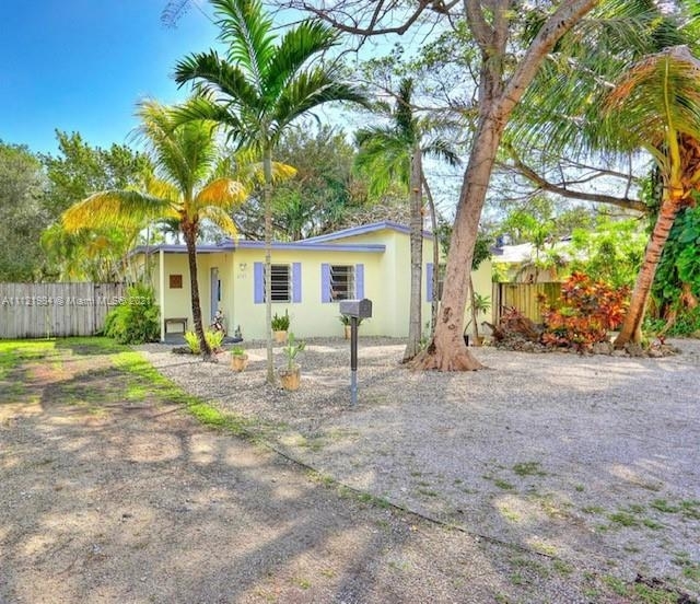 3 Bedrooms, Cocoplum Terrace Rental in Miami, FL for $3,800 - Photo 1
