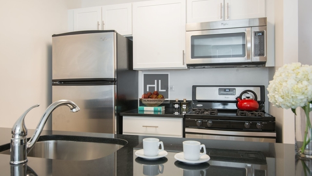 3 Bedrooms, Brooklyn Heights Rental in NYC for $7,059 - Photo 1