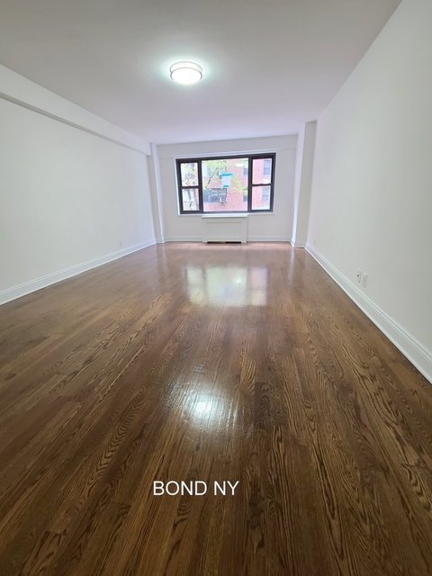 2 Bedrooms, Sutton Place Rental in NYC for $6,600 - Photo 1