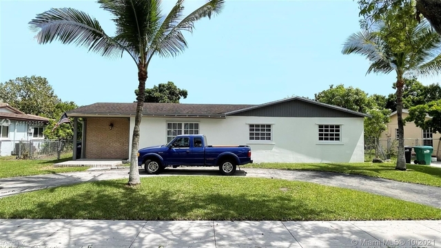 4 Bedrooms, Royal Green Rental in Miami, FL for $2,650 - Photo 1