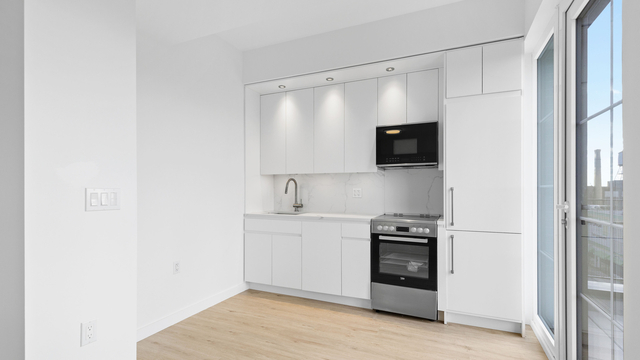 1 Bedroom, Mott Haven Rental in NYC for $2,300 - Photo 1