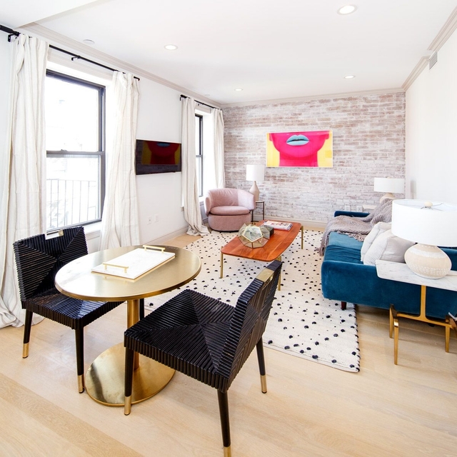1 Bedroom, Alphabet City Rental in NYC for $4,600 - Photo 1