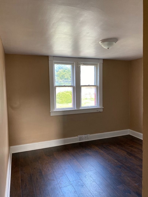 1 Bedroom, Sharon Rental in  for $600 - Photo 1