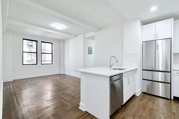3 Bedrooms, Lincoln Square Rental in NYC for $7,700 - Photo 1