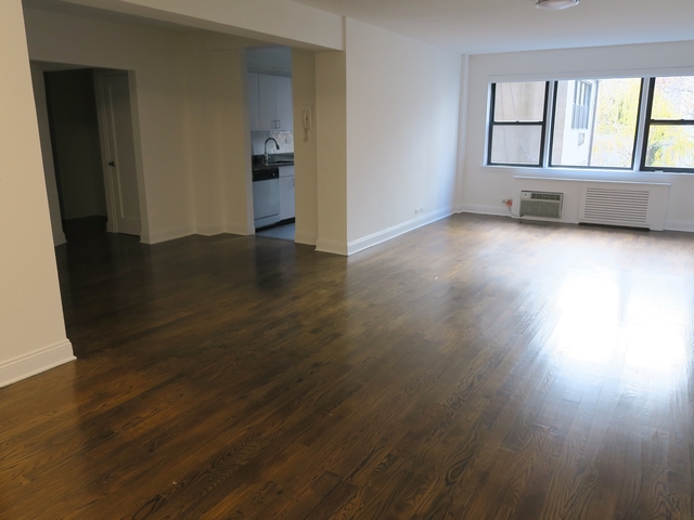 3 Bedrooms, Turtle Bay Rental in NYC for $8,500 - Photo 1