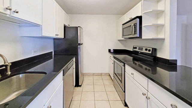 1 Bedroom, The Waterfront Rental in NYC for $3,244 - Photo 1