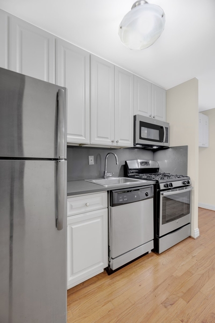 2 Bedrooms, Upper East Side Rental in NYC for $3,295 - Photo 1