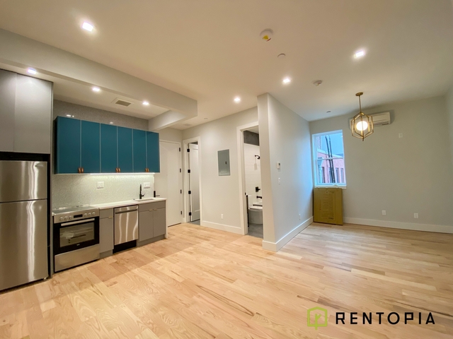 3 Bedrooms, Williamsburg Rental in NYC for $4,330 - Photo 1