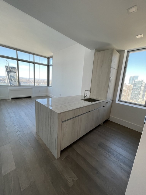 2 Bedrooms, Theater District Rental in NYC for $6,400 - Photo 1