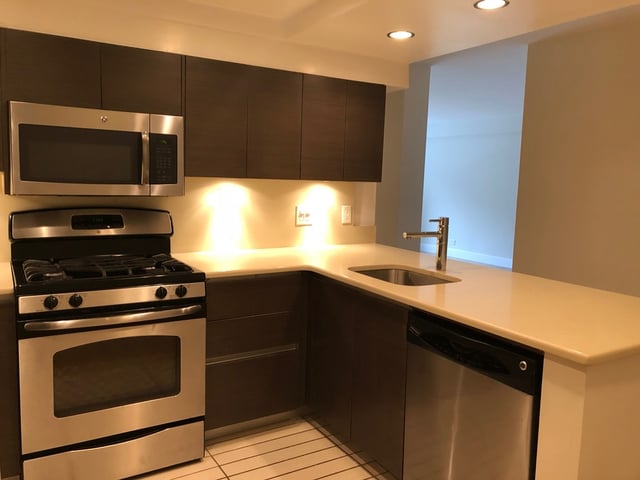 3 Bedrooms, Upper East Side Rental in NYC for $6,395 - Photo 1