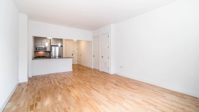 Studio, West Chelsea Rental in NYC for $4,056 - Photo 1