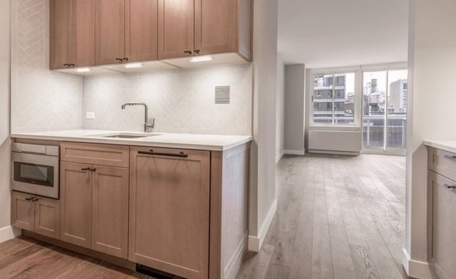 1 Bedroom, Hell's Kitchen Rental in NYC for $4,150 - Photo 1