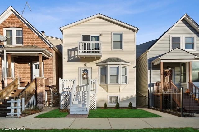 3 Bedrooms, Avondale Rental in Chicago, IL for $2,100 - Photo 1