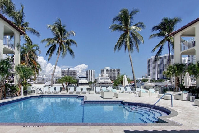 2 Bedrooms, The Waterways Rental in Miami, FL for $2,948 - Photo 1