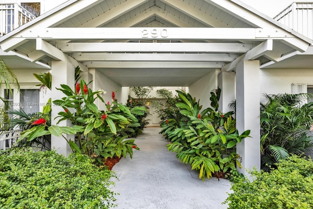 1 Bedroom, Village of Key Biscayne Rental in Miami, FL for $3,300 - Photo 1