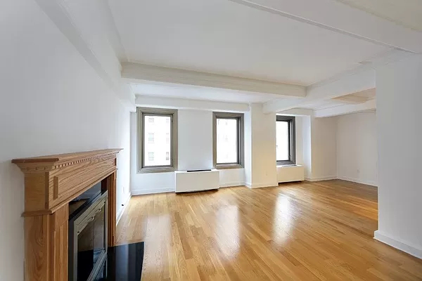 2 Bedrooms, Theater District Rental in NYC for $6,695 - Photo 1