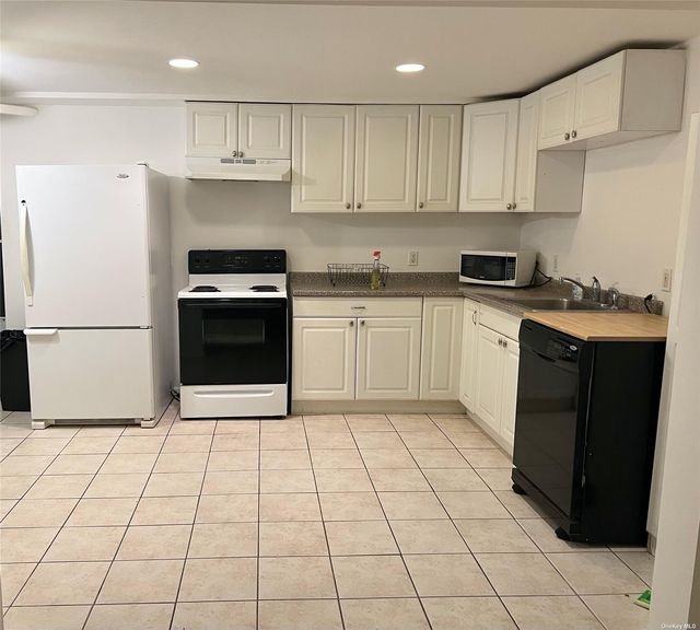 1 Bedroom, Shirley Rental in Long Island, NY for $1,500 - Photo 1