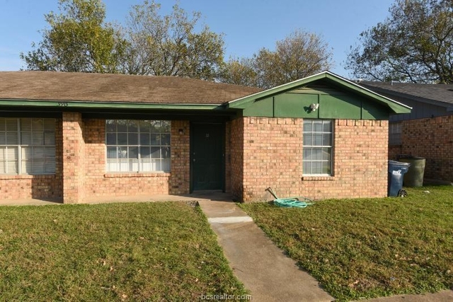 2 Bedrooms, Woodson Hills Rental in Bryan-College Station Metro Area, TX for $900 - Photo 1