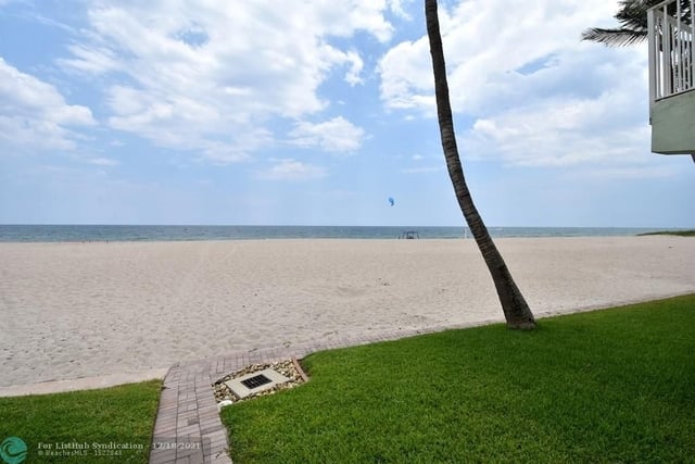 2 Bedrooms, Lauderdale-by-the-Sea Rental in Miami, FL for $3,500 - Photo 1