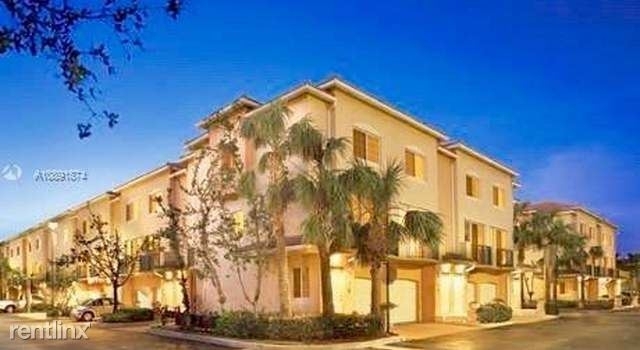 2 Bedrooms, Harbordale Rental in Miami, FL for $2,695 - Photo 1