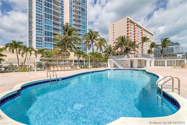 2 Bedrooms, Oceanfront Rental in Miami, FL for $3,900 - Photo 1