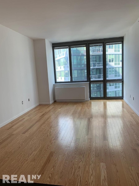 Studio, Hunters Point Rental in NYC for $2,995 - Photo 1