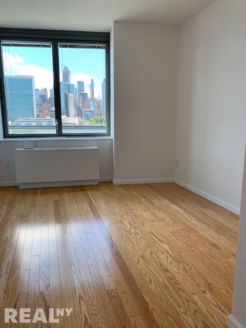 1 Bedroom, Hunters Point Rental in NYC for $3,650 - Photo 1