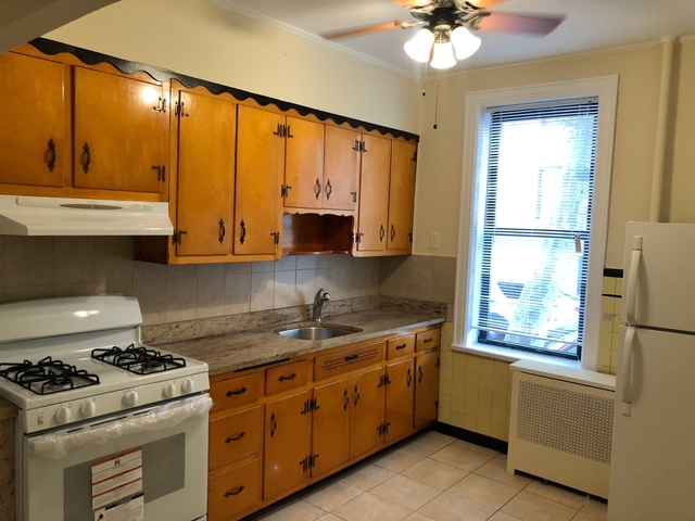2 Bedrooms, Dyker Heights Rental in NYC for $2,100 - Photo 1