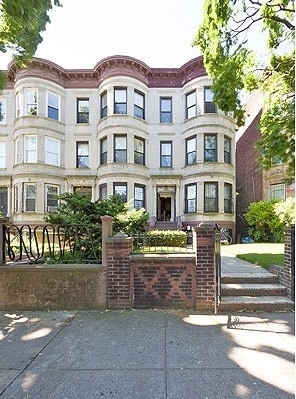1 Bedroom, Crown Heights Rental in NYC for $2,300 - Photo 1