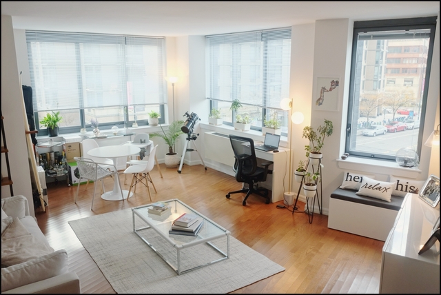 2 Bedrooms, Hunters Point Rental in NYC for $4,700 - Photo 1