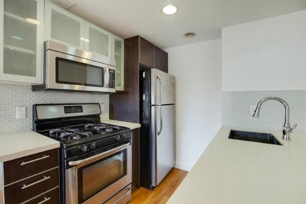 2 Bedrooms, Flatbush Rental in NYC for $3,000 - Photo 1