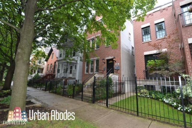 2 Bedrooms, Roscoe Village Rental in Chicago, IL for $2,250 - Photo 1