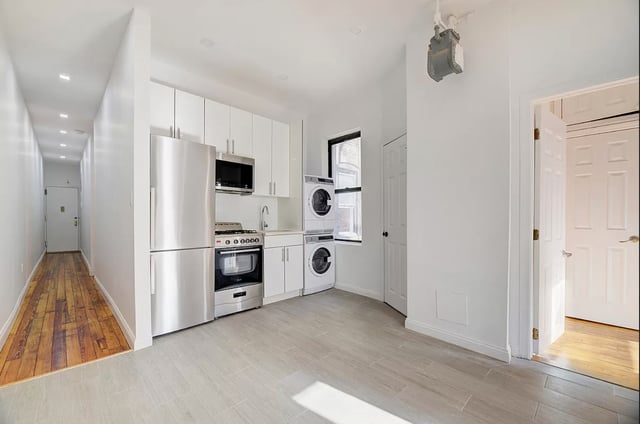 4 Bedrooms, East Village Rental in NYC for $5,900 - Photo 1