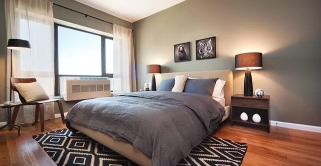 1 Bedroom, Astoria Rental in NYC for $2,850 - Photo 1