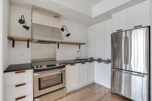 2 Bedrooms, Ridgewood Rental in NYC for $3,208 - Photo 1