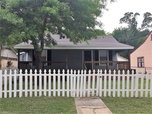 3 Bedrooms, East Side Rental in Bryan-College Station Metro Area, TX for $1,399 - Photo 1